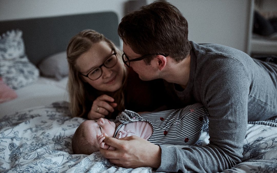 Jaqueline, Alexander & Helena – Familienshooting Zuhause in Detmold