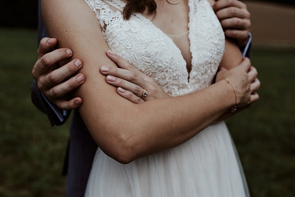 Vegetarische Hochzeit mit Hunden im Sommer Scheunenhochzeit Herford Bielefeld von Laer