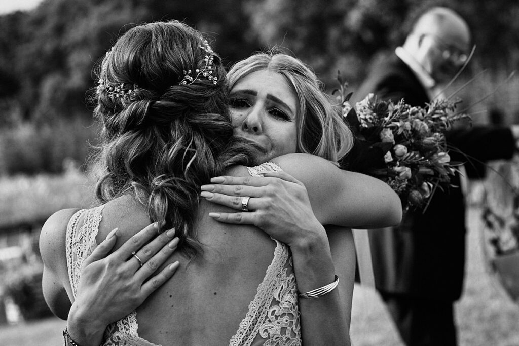 Vegetarische Hochzeit mit Hunden im Sommer Scheunenhochzeit Herford Bielefeld von Laer