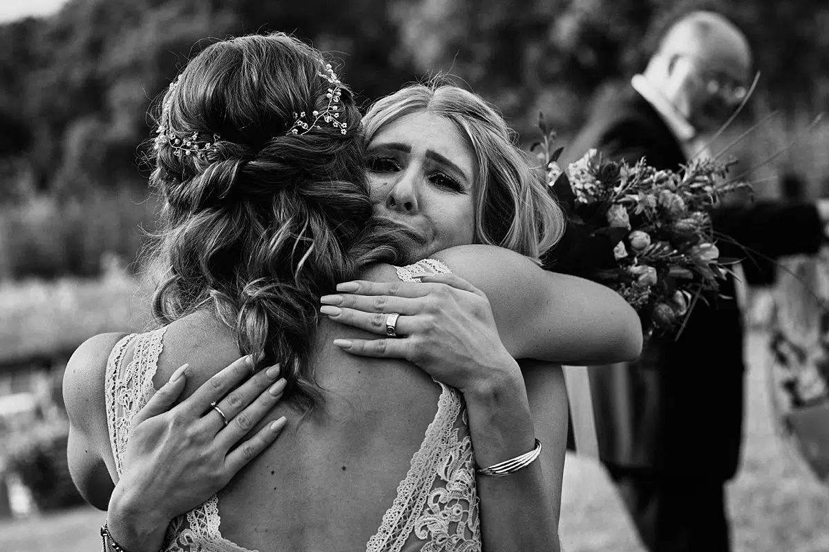 Vegetarische Hochzeit mit Hunden im Sommer Scheunenhochzeit Herford Bielefeld von Laer