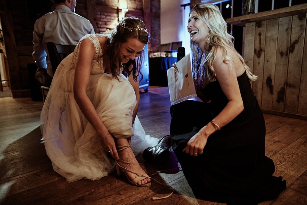 Vegetarische Hochzeit mit Hunden im Sommer Scheunenhochzeit Herford Bielefeld von Laer