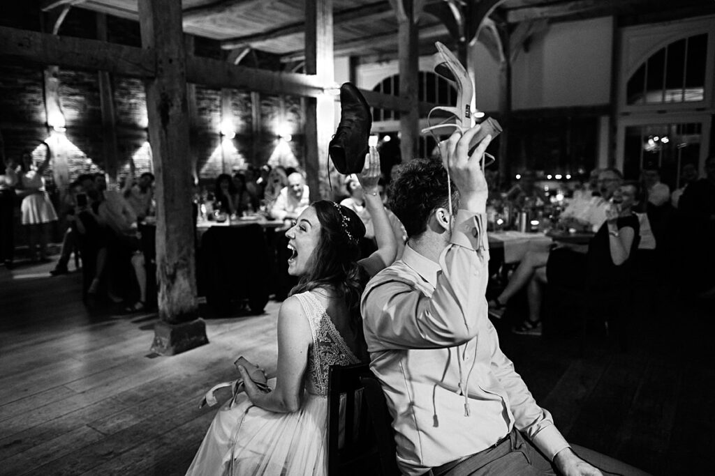 Vegetarische Hochzeit mit Hunden im Sommer Scheunenhochzeit Herford Bielefeld von Laer