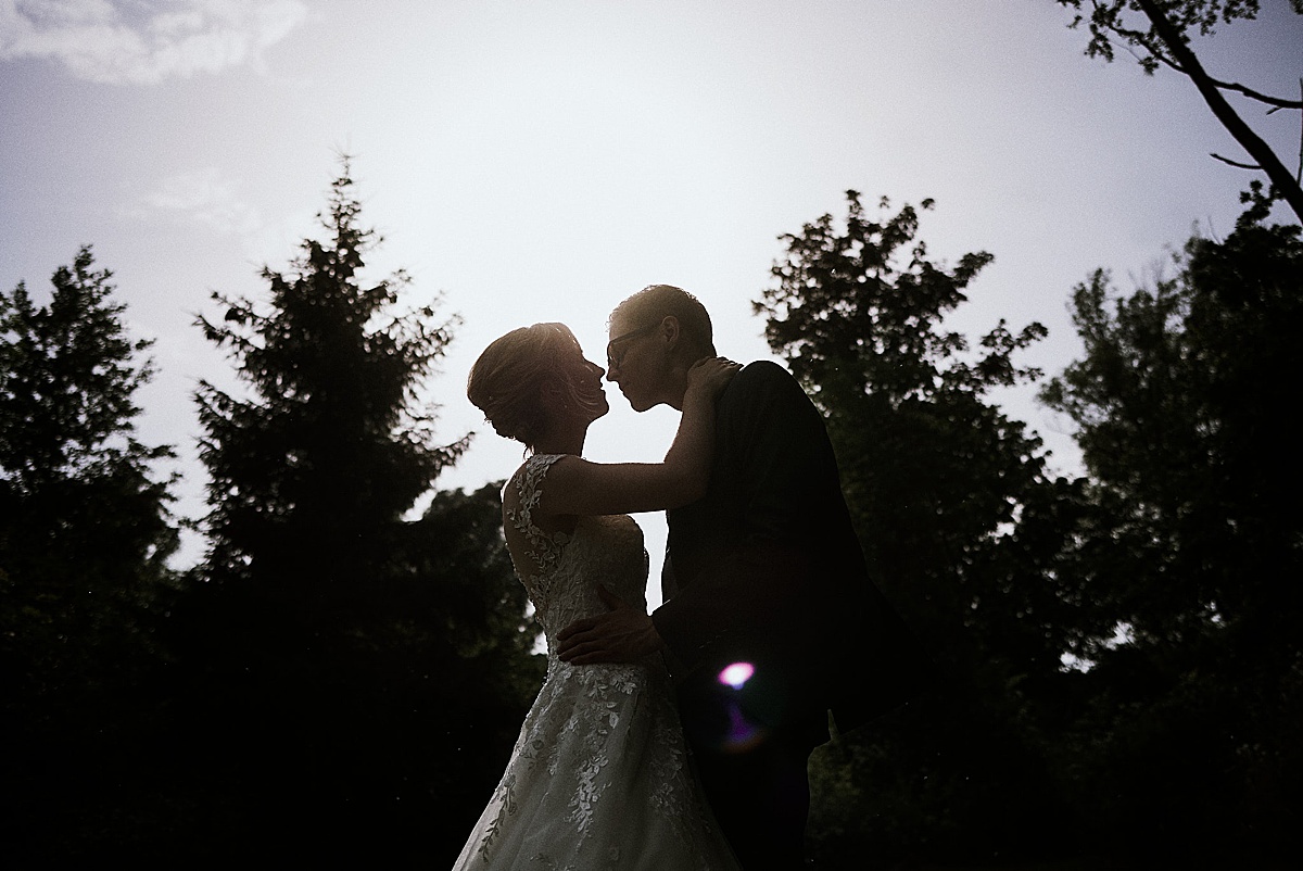 Saskia & Timo – sommerliche Gartenhochzeit & kirchliche Trauung Bielefeld